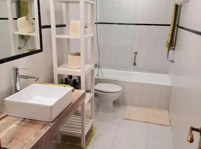 Port Pins 2 アパート *